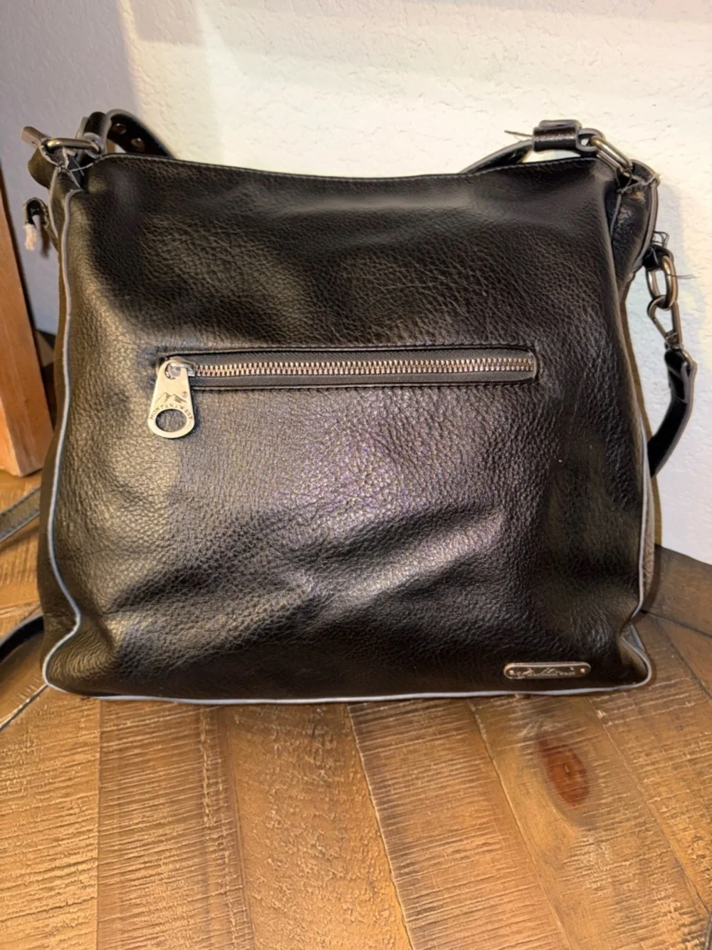 Montana West Black Studded Conceal Carry CCW Crossbody Western Purse - Picture 4 of 8